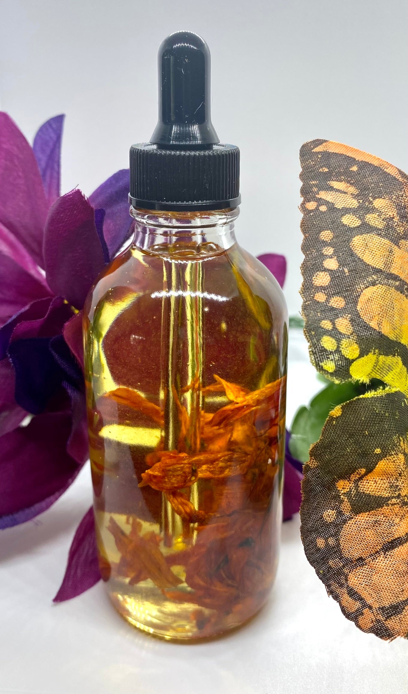 Sun Infused After Shower Body Oils - Image 6