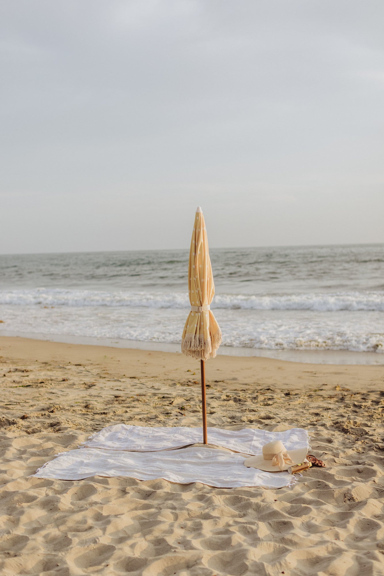 Summerland 6.5 ft. Portable Beach Umbrella - Image 19